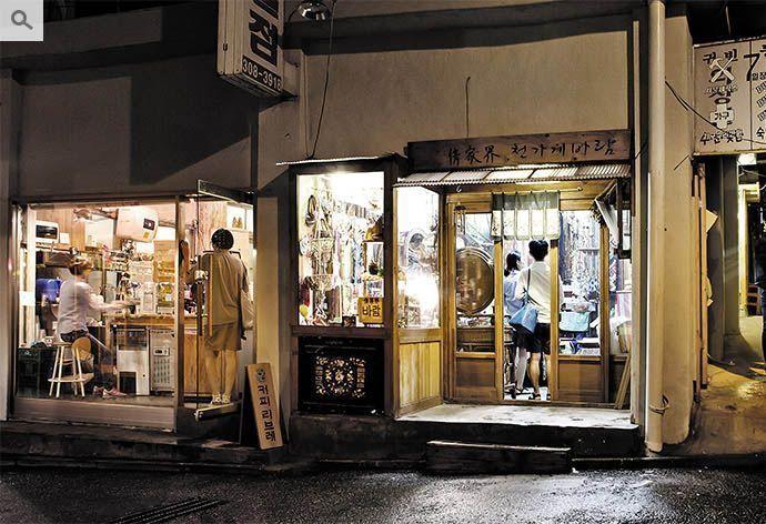 Koreans' Favorite Trending Spots In Seoul: Yeonnamdong, Seongsudong, Ikseondong, Mullaedong, Hannamdong And More! Trendiest Spots In Seoul"